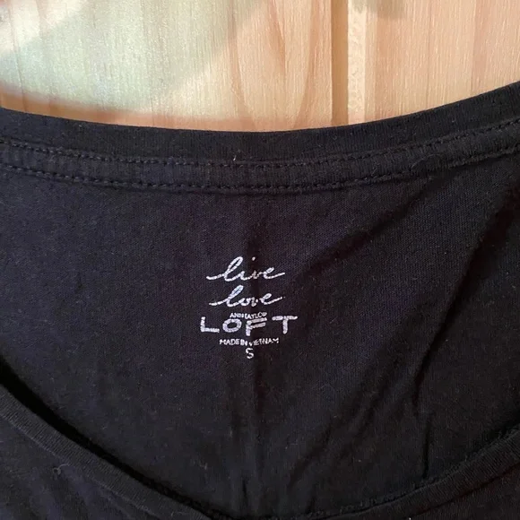 LOFT Black V-Neck Long Sleeve Blouse - Picture 3 of 5